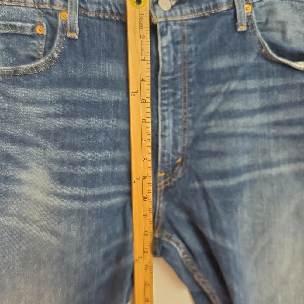 Levi's 559 Straight Leg Jeans Men's Size 40x34 Blue